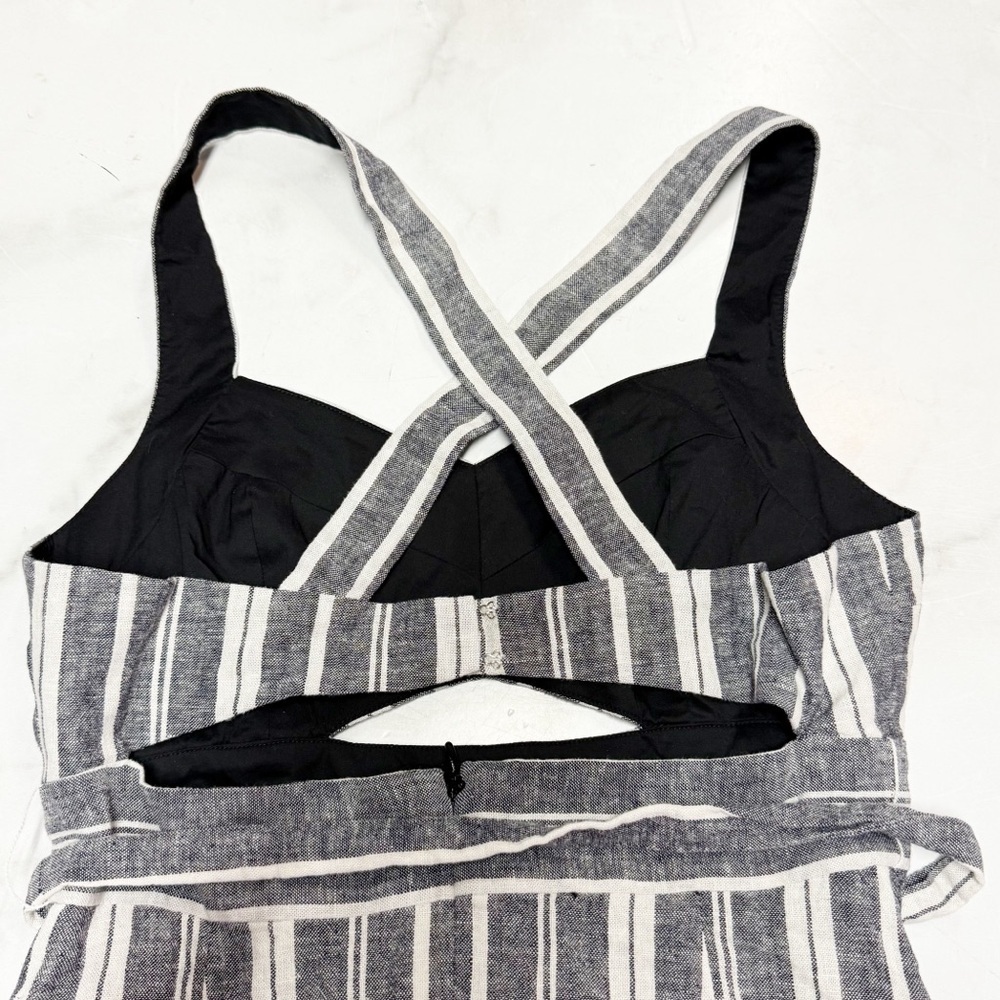 BCBGMaxazria Size 10 Black and White Striped Sleeveless Cutout Linen Midi Dress - Picture 8 of 11